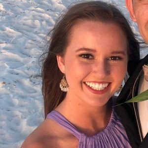 Meet your Posher, Brooke